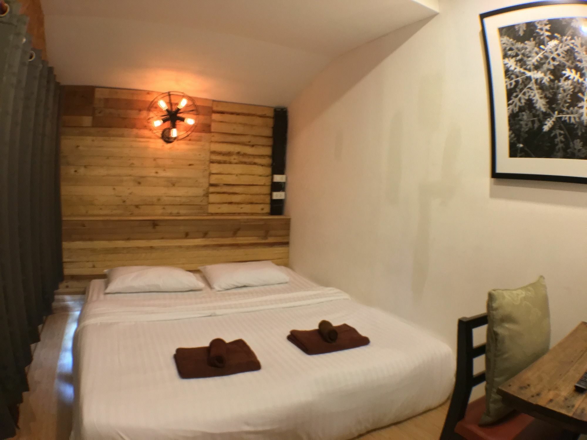 Jao Hostel & Cafe Chiang Mai Ngoại thất bức ảnh