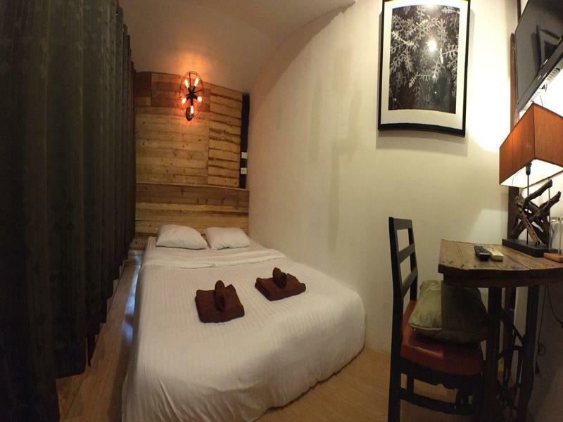Jao Hostel & Cafe Chiang Mai Ngoại thất bức ảnh