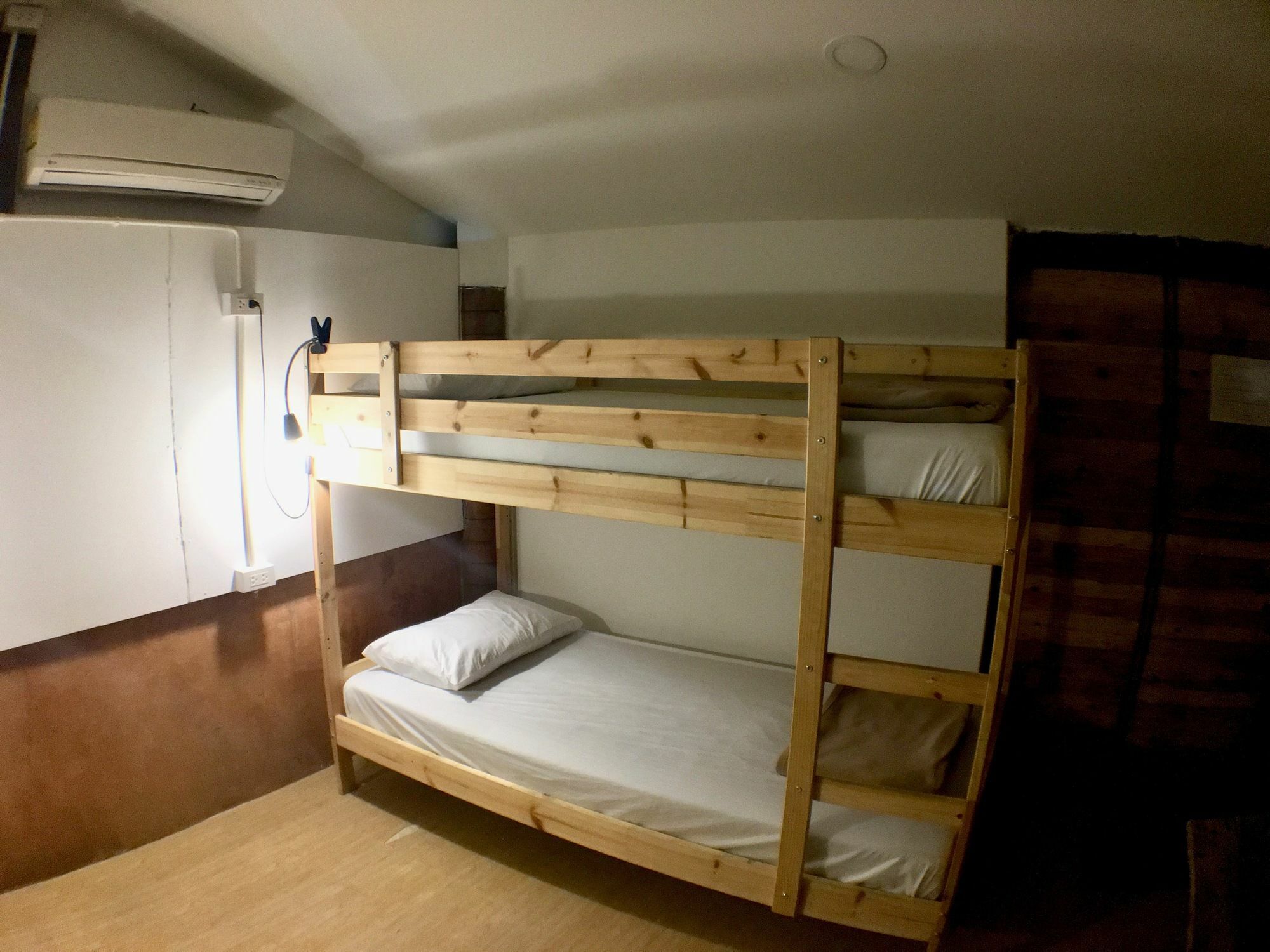 Jao Hostel & Cafe Chiang Mai Ngoại thất bức ảnh